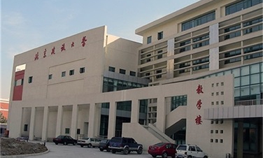 福澤萬(wàn)千學(xué)子，碧淶學(xué)?？諝庠礋崴畽C(jī)成校園熱水新選擇